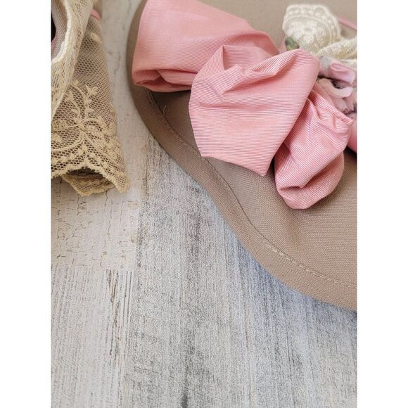 Franklin heirloom day at the race Gabriella porcelain doll collectible - Picture 15 of 16